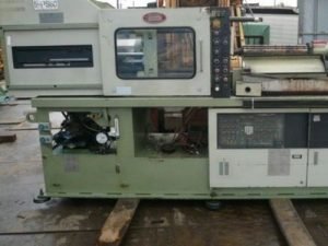 used injection moulding machine